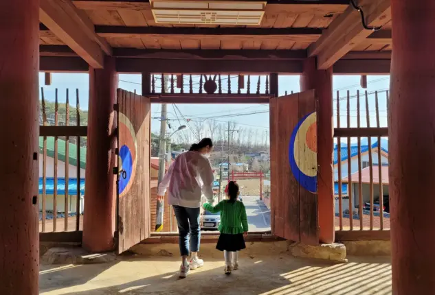 ‘걷는 사람’ 하정우도 반할 옥천 구읍 ‘걷기여행’ 이벤트