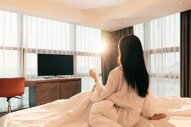 파격 할인 손짓하는 여행업계…위드 코로나 전략 통할까