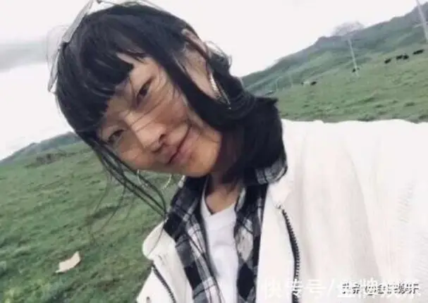 “눈이 작으면 중국인이 될 수 없나요?” 삭제된 중국 광고 모델의 분통