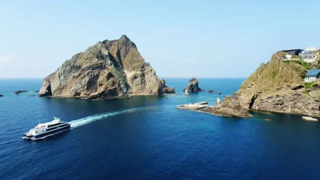 삼일절에 독도 하늘에서 “독도는 우리 땅” 외쳐볼까