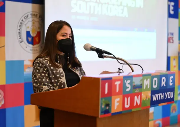 “BTS ‘봄날’ 들으며 버텼죠” 베르나데트 로물로 푸얏 필리핀 관광부 장관 방한
