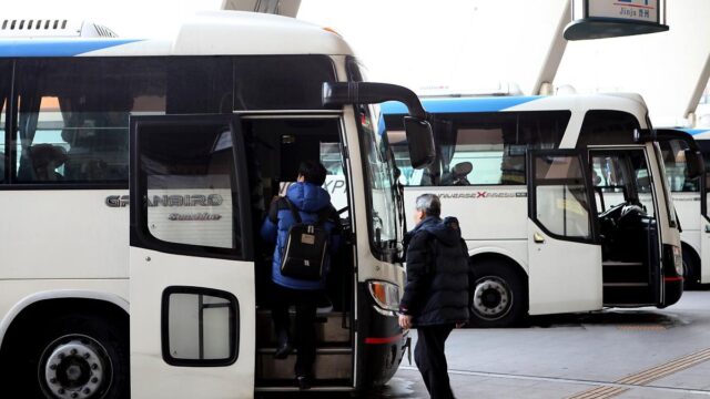‘버스 타고 한국 여행’ 클룩, 외래 관광객 교통 편의 제고