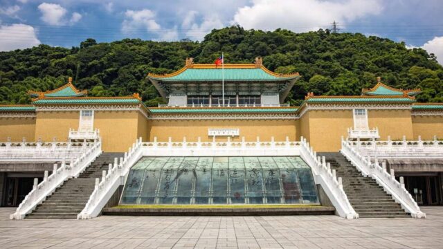‘中‧日 가이드는 노는데 韓 가이드는 “바쁘다, 바빠”라는 나라