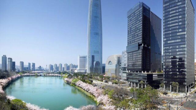 ‘올봄 석촌호수 벚꽃 구경은 여기서’ 소피텔 서울 봄캉스 상품 출시