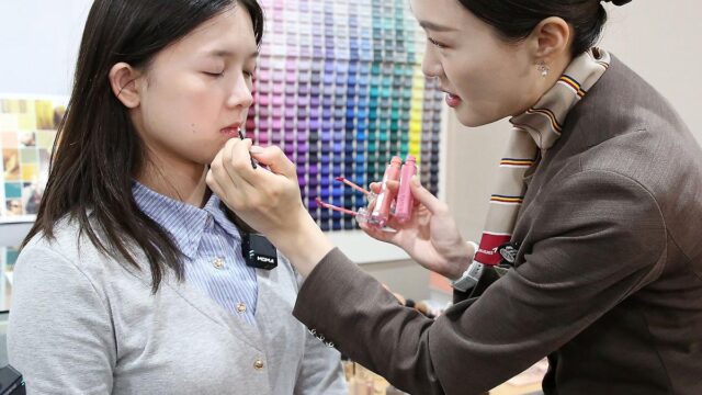 “한국행 항공권 탑승객 90% 이상이 싼커” 아시아나, 씨트립과 손잡고 中 여행객 공략